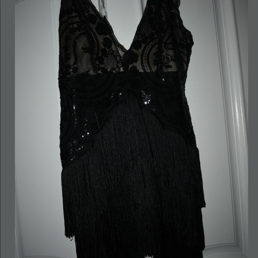 Black Dress - Picture 9 of 11